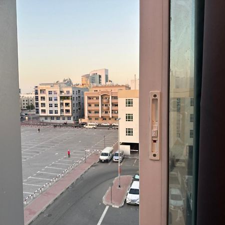 Partition Room In Al Seef Near Burjuman Metro Dubaï Extérieur photo