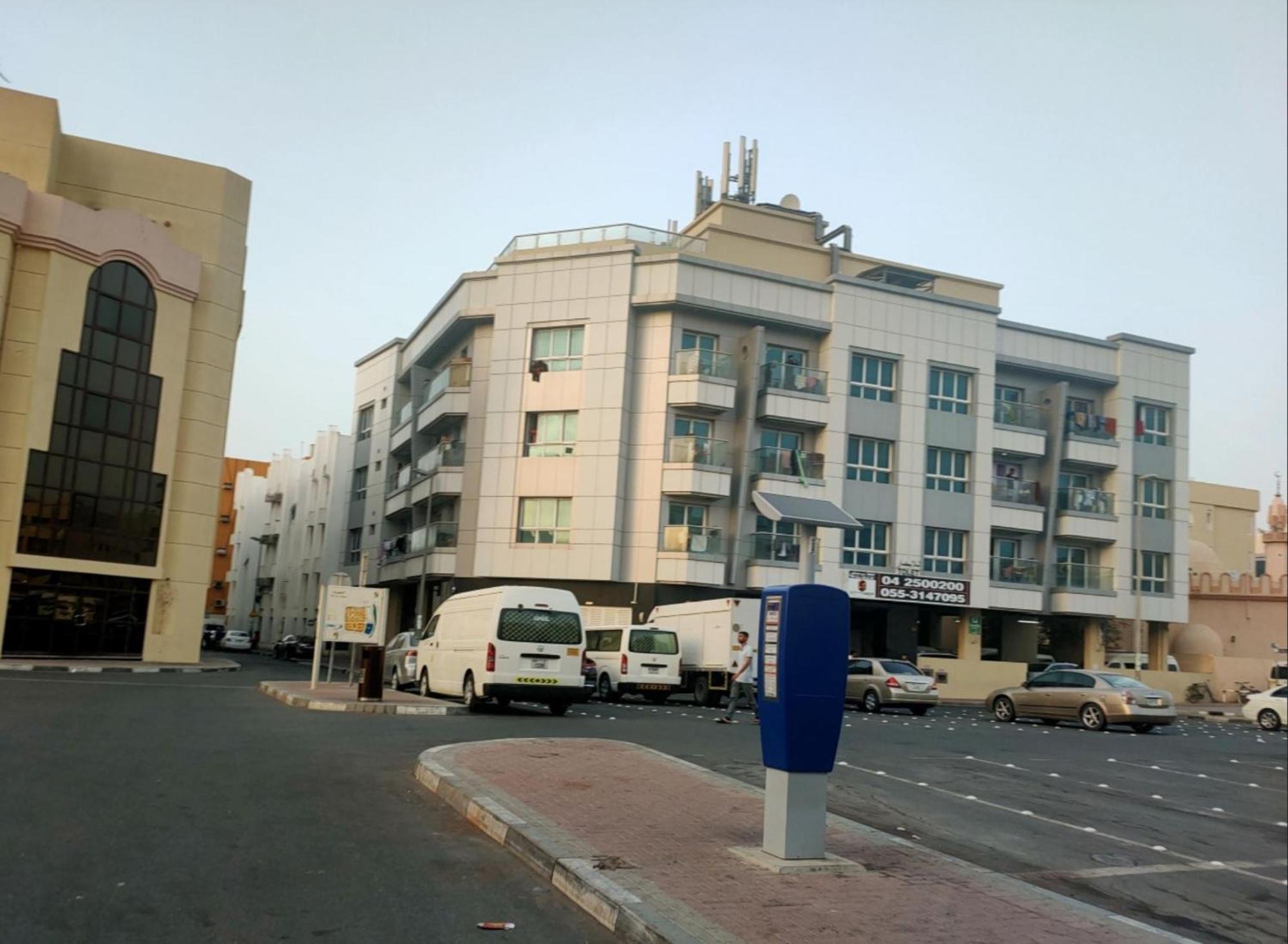 Partition Room In Al Seef Near Burjuman Metro Dubaï Extérieur photo