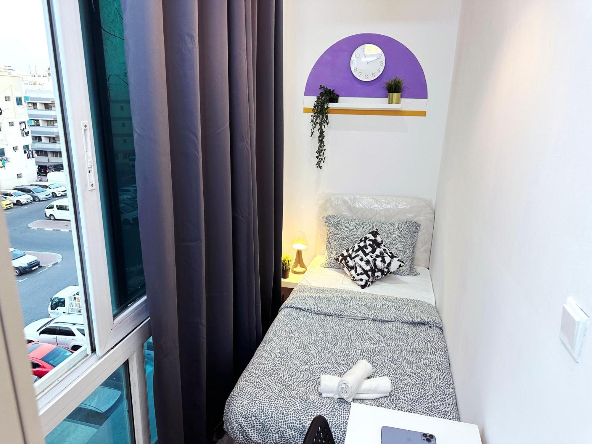 Partition Room In Al Seef Near Burjuman Metro Dubaï Extérieur photo