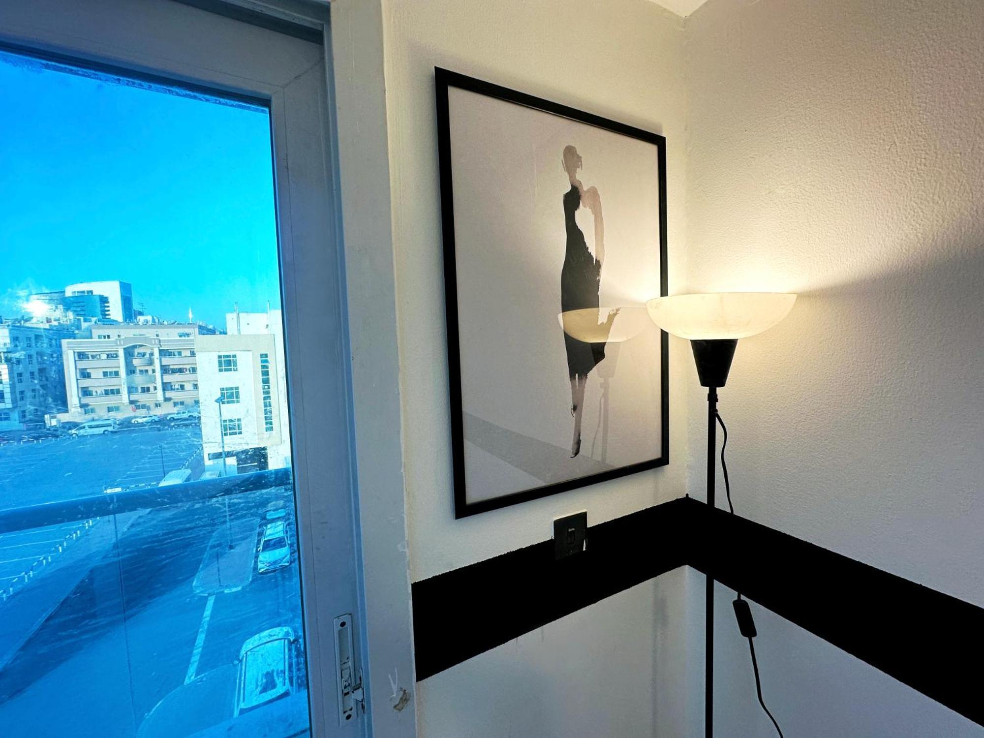 Partition Room In Al Seef Near Burjuman Metro Dubaï Extérieur photo
